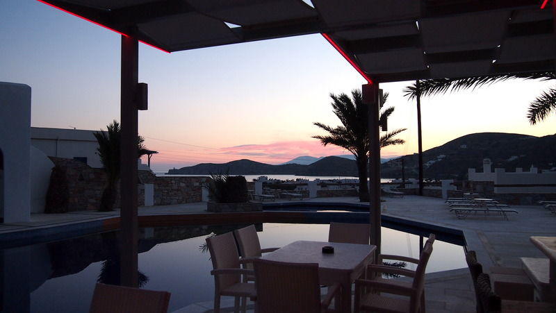 Homer'S Inn Hotel Chora Exterior foto