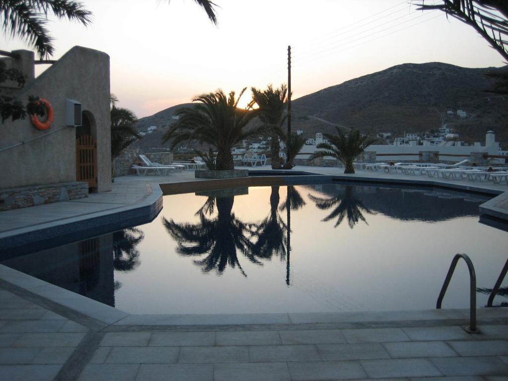 Homer'S Inn Hotel Chora Exterior foto