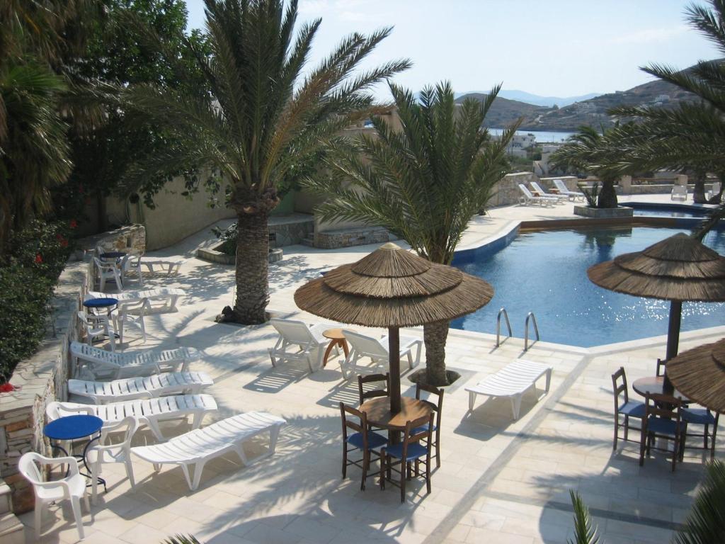 Homer'S Inn Hotel Chora Exterior foto