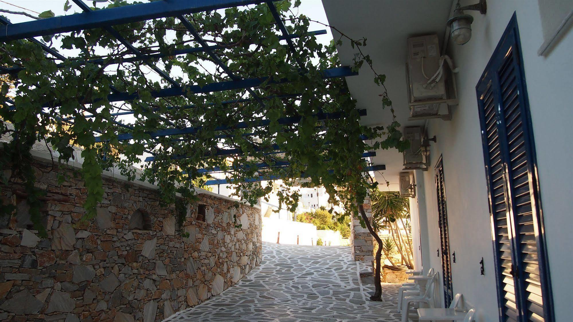 Homer'S Inn Hotel Chora Exterior foto